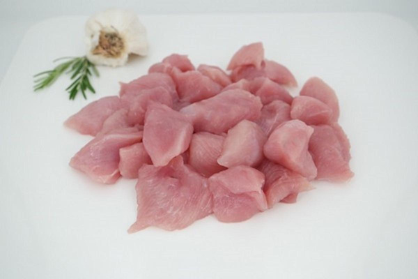 Produktfoto zu Puten-Brust-Gulasch ca.300g